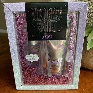 🎀Victoria’s Secret Tease Rebel Mist and Lotion